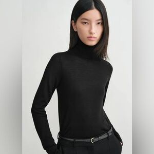 TOTEME first layer turtleneck top Medium black New